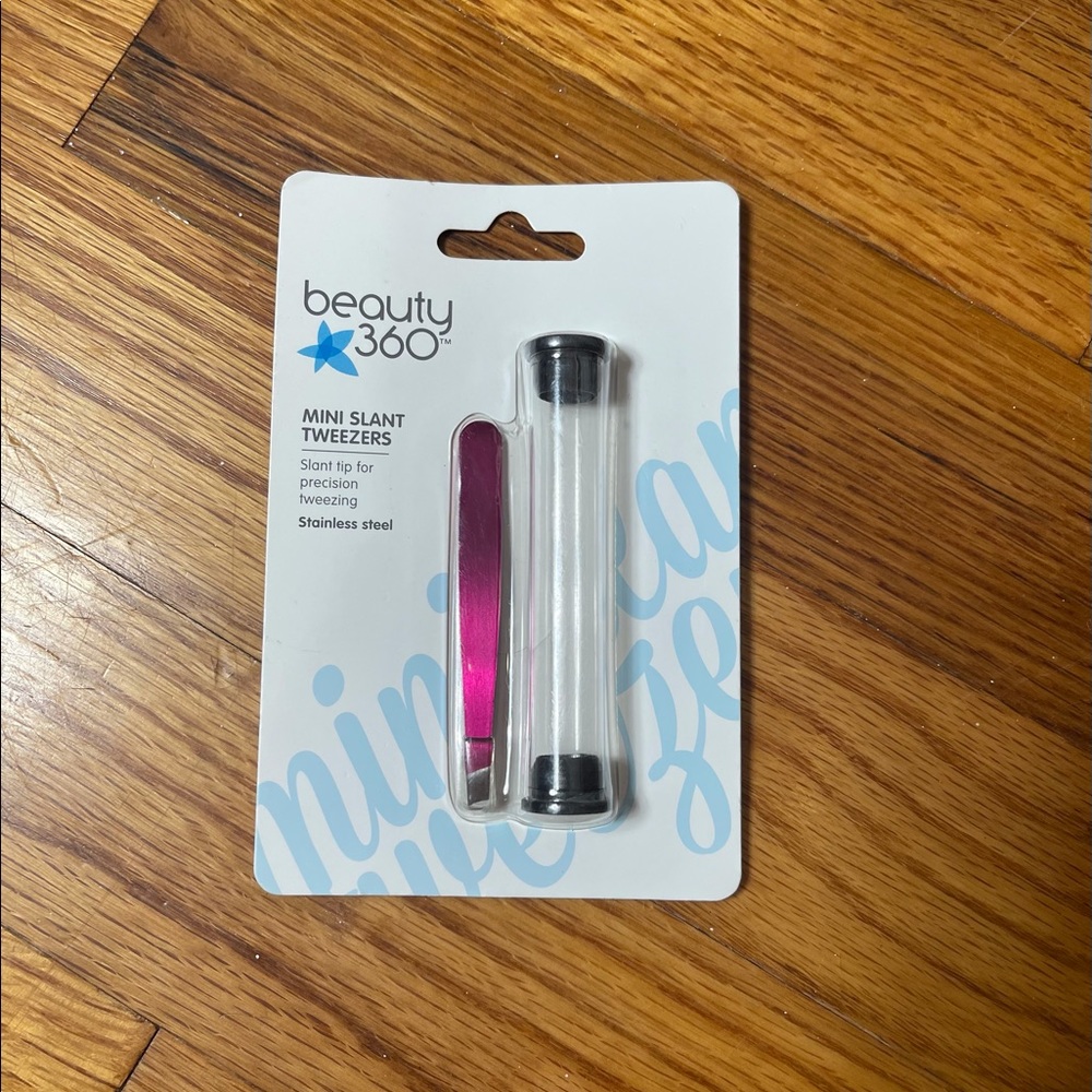 7 for $25 Bundle 🎉Mini Tweezers